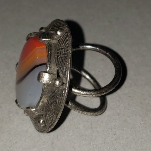 Metal ring - Picture 3 of 5